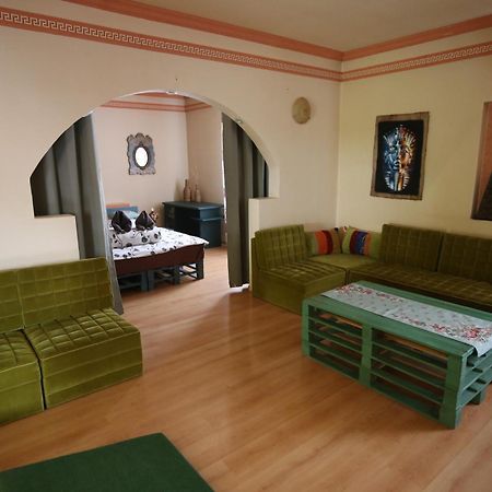 Villa Ametyst Štúrovo 外观 照片